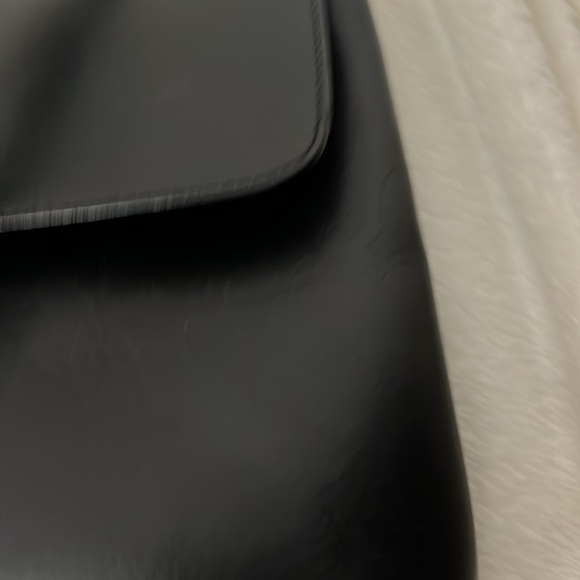 Mansur Gavriel Lady bag in black leather red interiorr Shoulder Bags